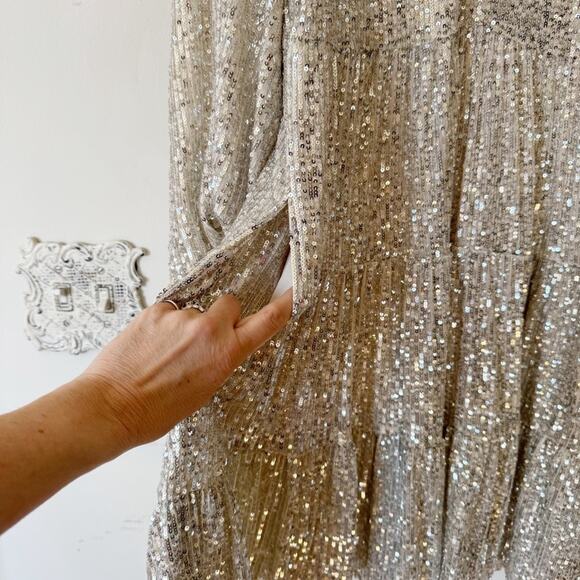 Eliza J Silver Sequin Tiered Fit and Flare Mini Dress Pockets Balloon Sleeves 4 - Picture 7 of 12